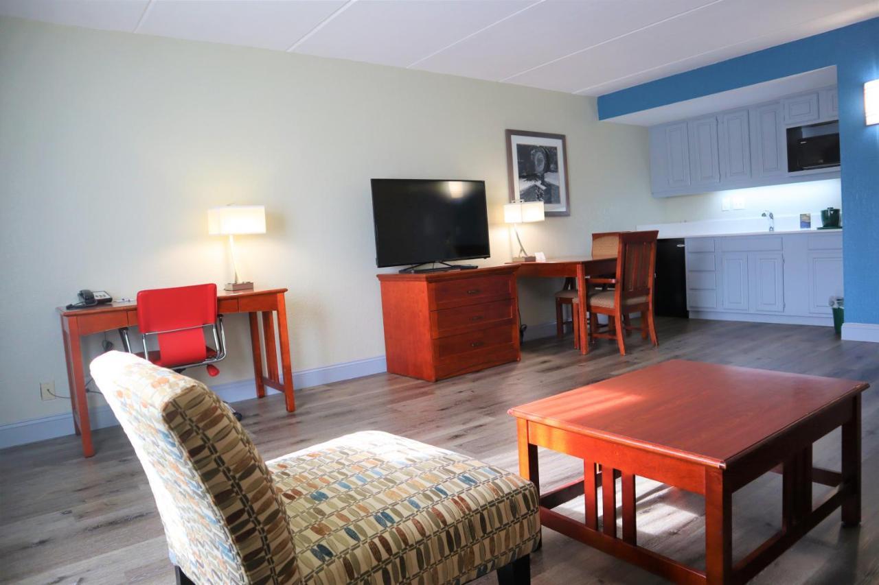 Hotel Baymont By Wyndham Norcross Atlanta Esterno foto