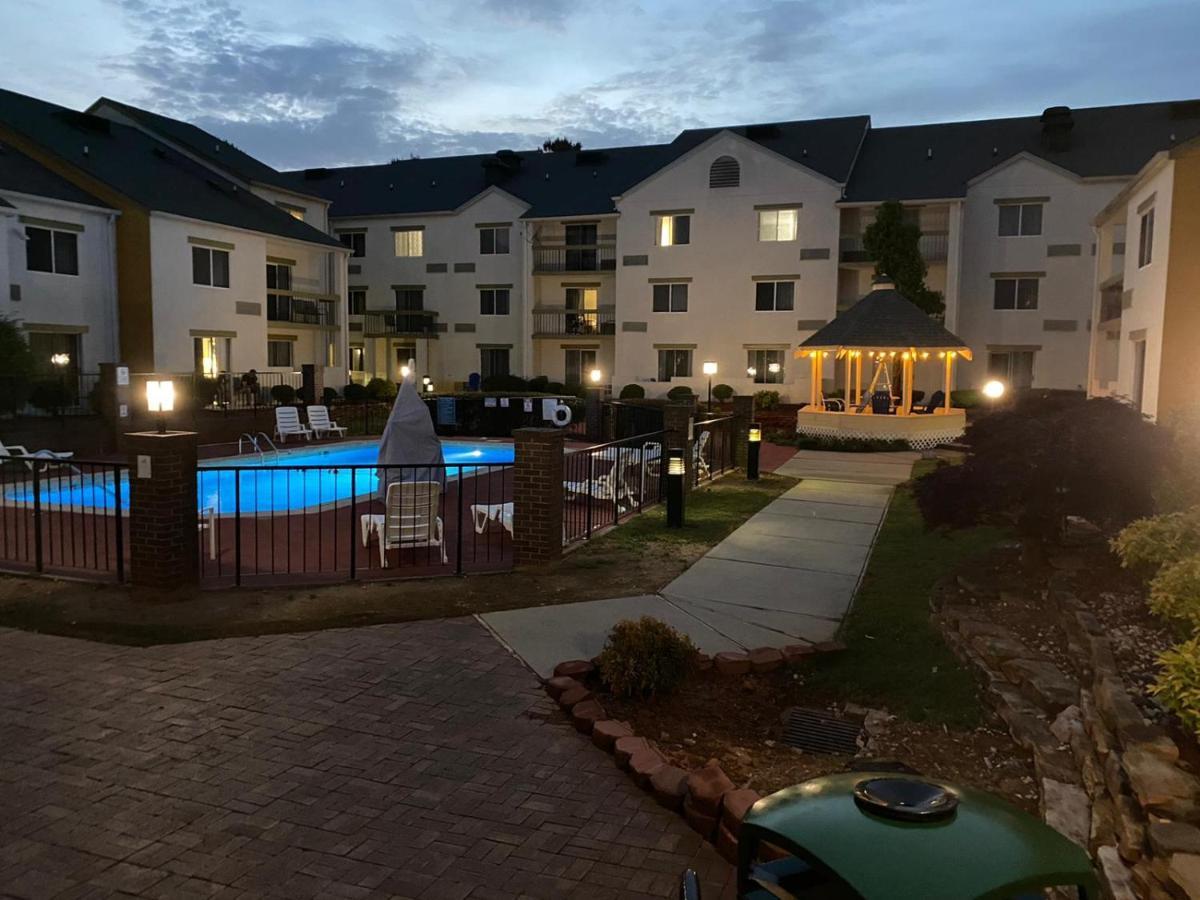 Hotel Baymont By Wyndham Norcross Atlanta Esterno foto